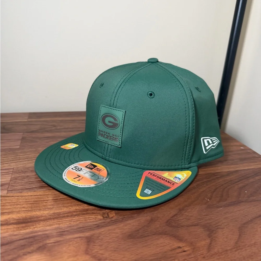 Green Bay Packers New Era 2025 Sideline 59FIFTY Fitted Hat - Green